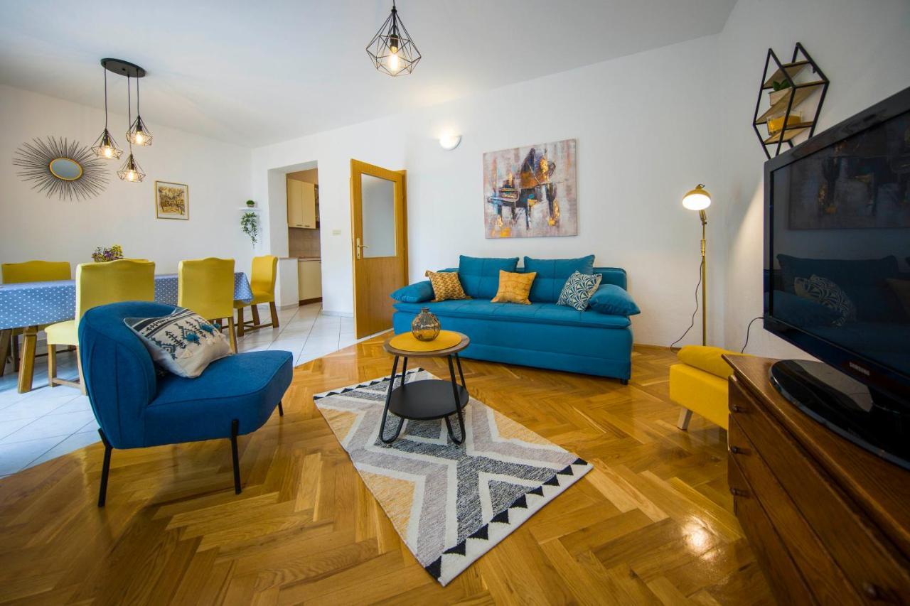 3 Bedroom Apartment Antonio Kaštela Eksteriør billede