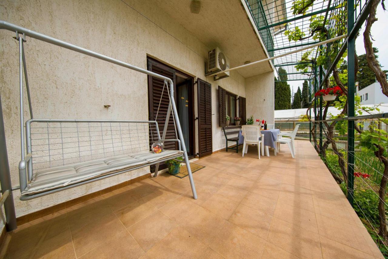 3 Bedroom Apartment Antonio Kaštela Eksteriør billede