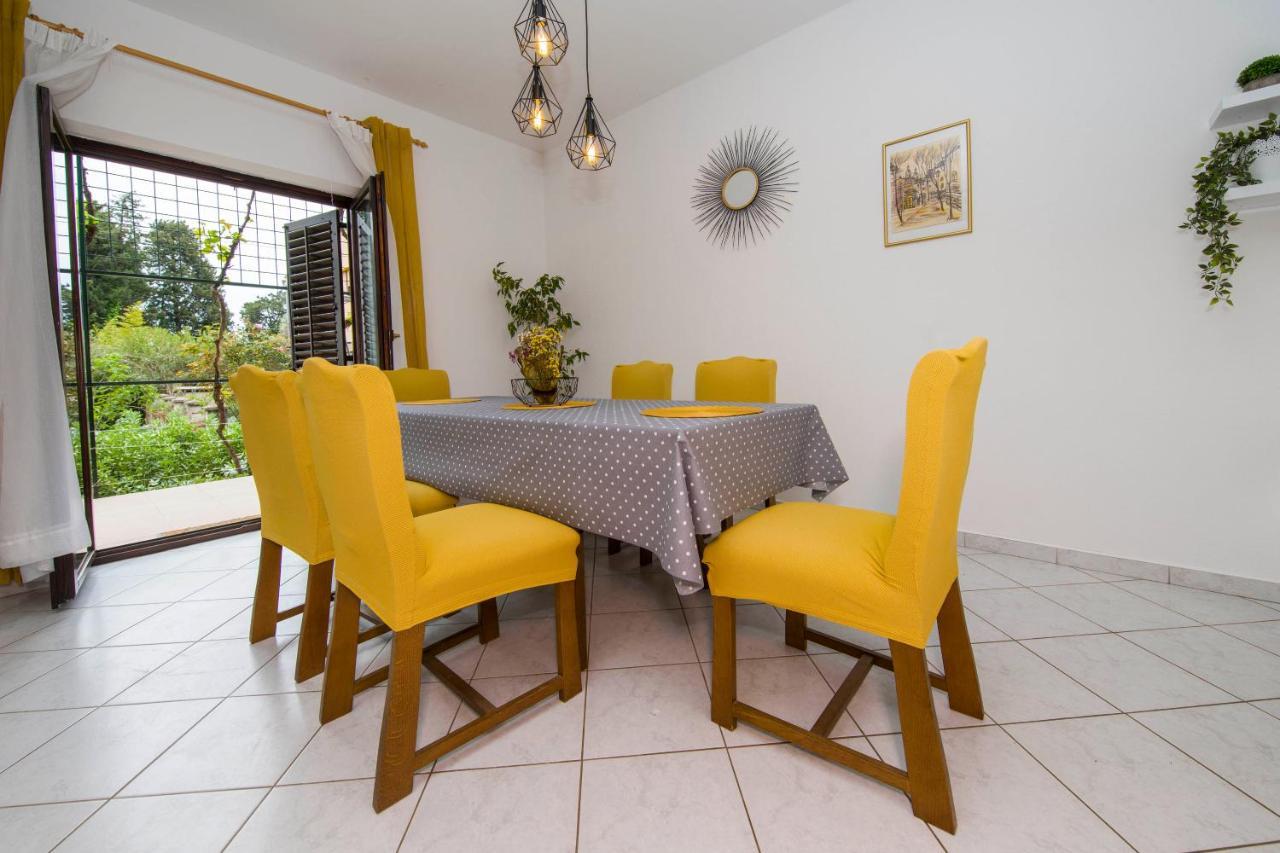 3 Bedroom Apartment Antonio Kaštela Eksteriør billede
