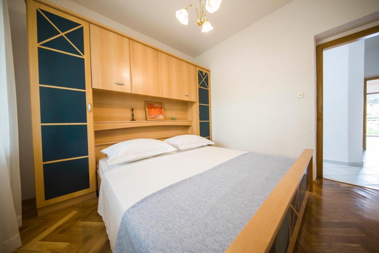 3 Bedroom Apartment Antonio Kaštela Eksteriør billede