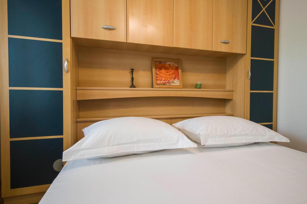 3 Bedroom Apartment Antonio Kaštela Eksteriør billede